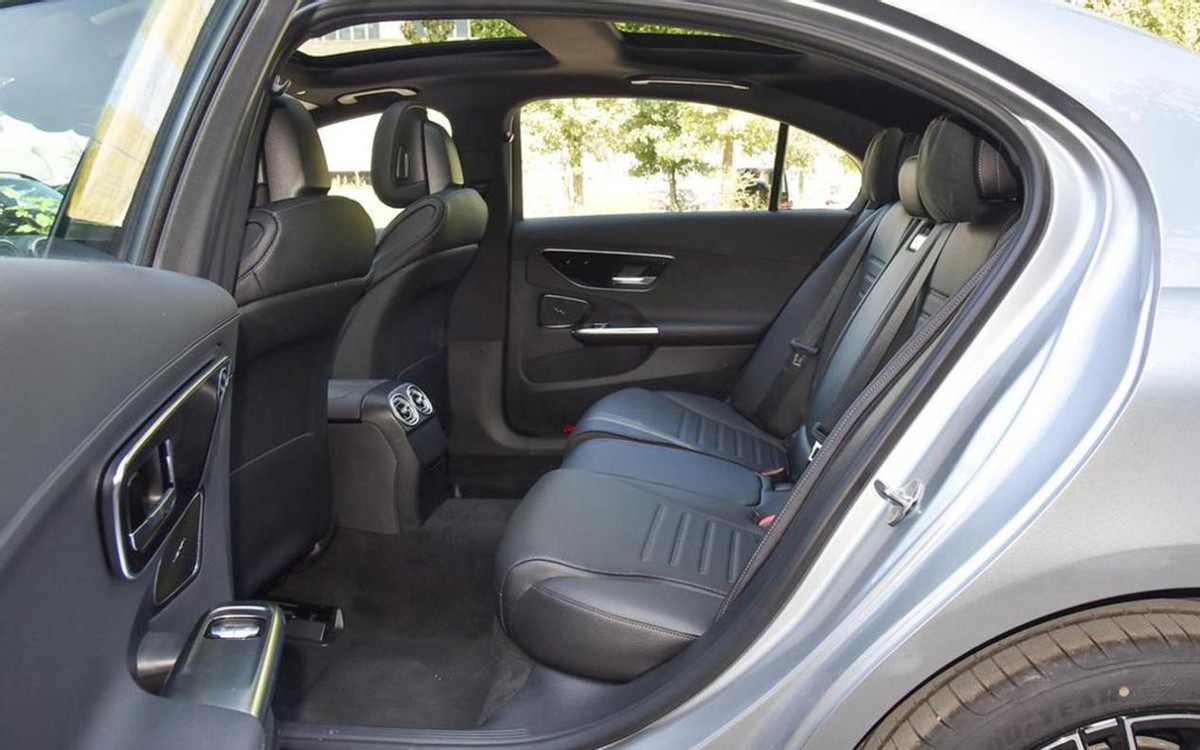 C级直降，奔驰全系轿车年底优惠盘点！