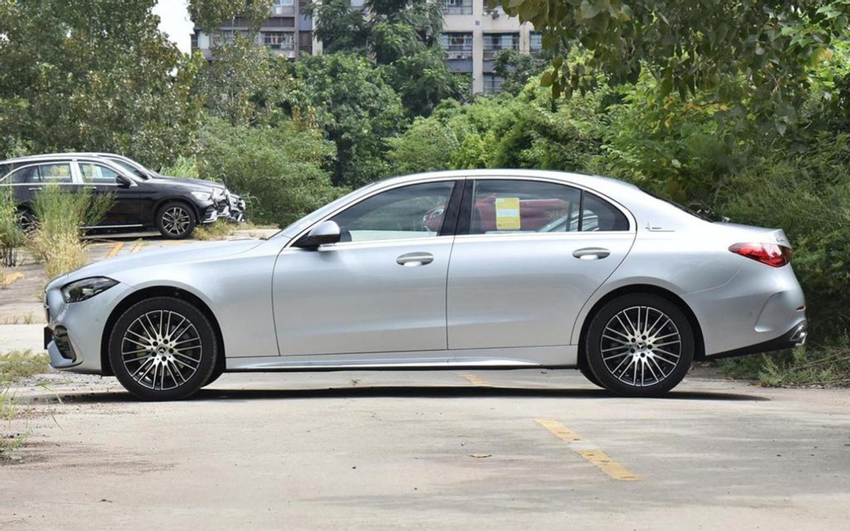 C级直降，奔驰全系轿车年底优惠盘点！