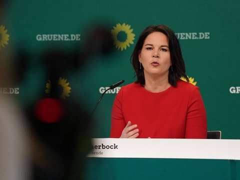 12月22日，美军在日本贩毒，俄罗斯给德国“断气”，普京警告美国休闲区蓝鸢梦想 - Www.slyday.coM