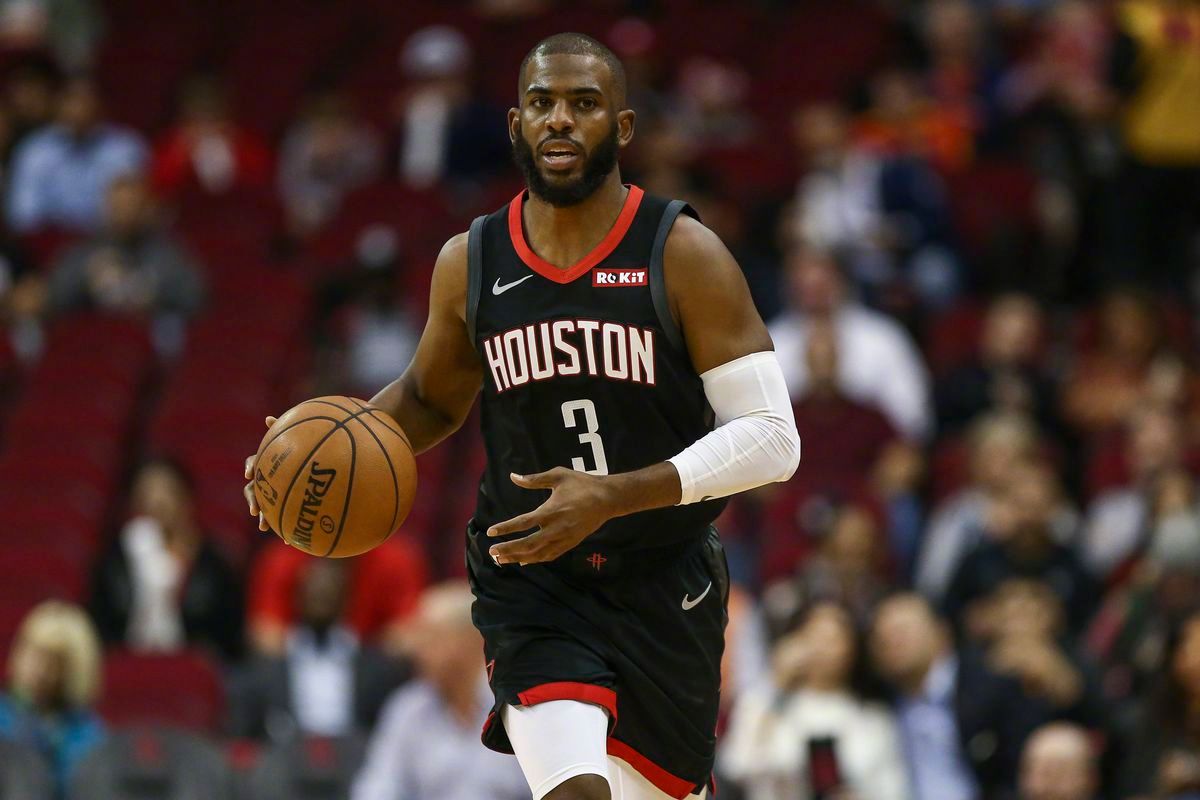 在昨天战胜黄蜂的比赛中,保罗创造了一项历史纪录