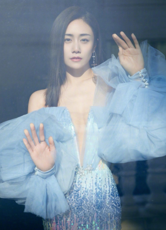 38岁刘芸身材太惊艳!