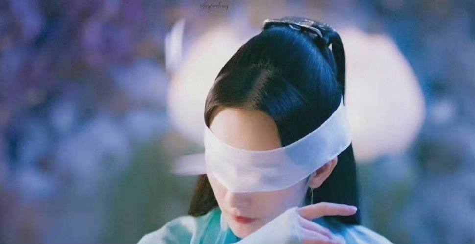 蒙眼造型还得看杨幂三生三世十里桃花白浅上神啊