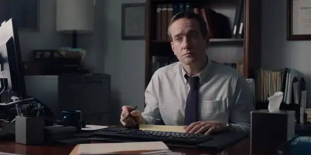 冲上热搜的“煤气灯效应”：感情里的精神控制，到底有多可怕？休闲区蓝鸢梦想 - Www.slyday.coM