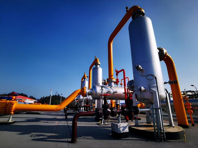 相国寺储气库日采气量超2400万方