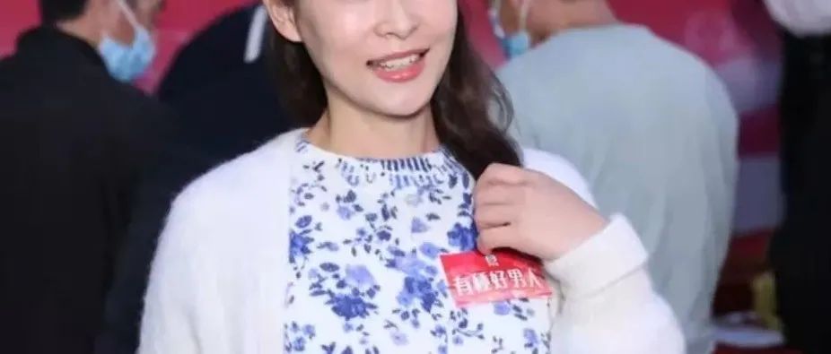 恭喜！TVB知名女星视后妹妹秘密诞下二胎，就快出院宝宝像爷爷|杨卓娜|TVB_新浪新闻