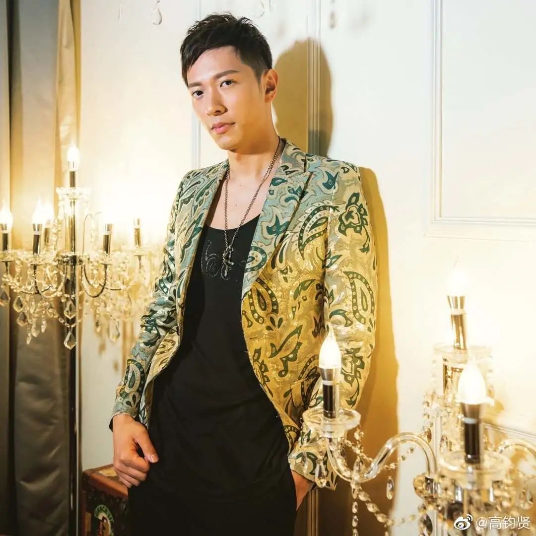 对于这次回港发展,一直传出不少流言,有些说高钧贤是为了年迈的父母