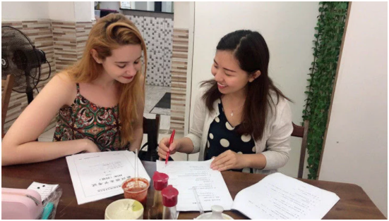 【华夏血脉 情暖中国】“90后”中国姑娘王伊立：讲好中国故事，构建中巴文化交流桥梁休闲区蓝鸢梦想 - Www.slyday.coM