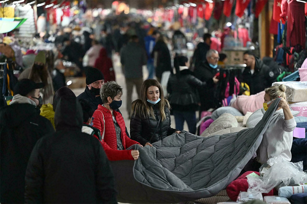 土耳其购物中心迎来大批外国游客