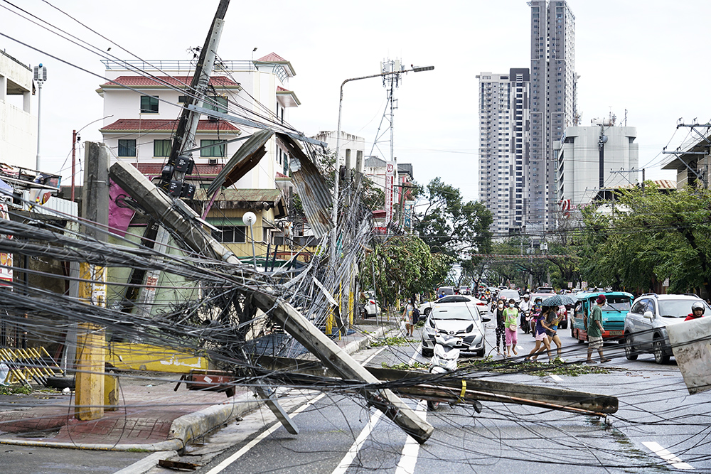 图集超138万人受灾375人死亡直击台风雷伊下的菲律宾