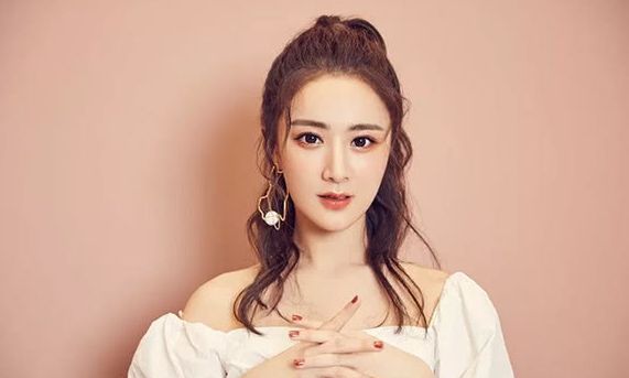 薇娅让人看到了人性的贪,如想站得高,还是要有道德底线约束自己休闲区蓝鸢梦想 - Www.slyday.coM 薇娅让人看到了人性的贪,如想站得高,还是要有道德底线约束自己休闲区蓝鸢梦想 - Www.slyday.coM