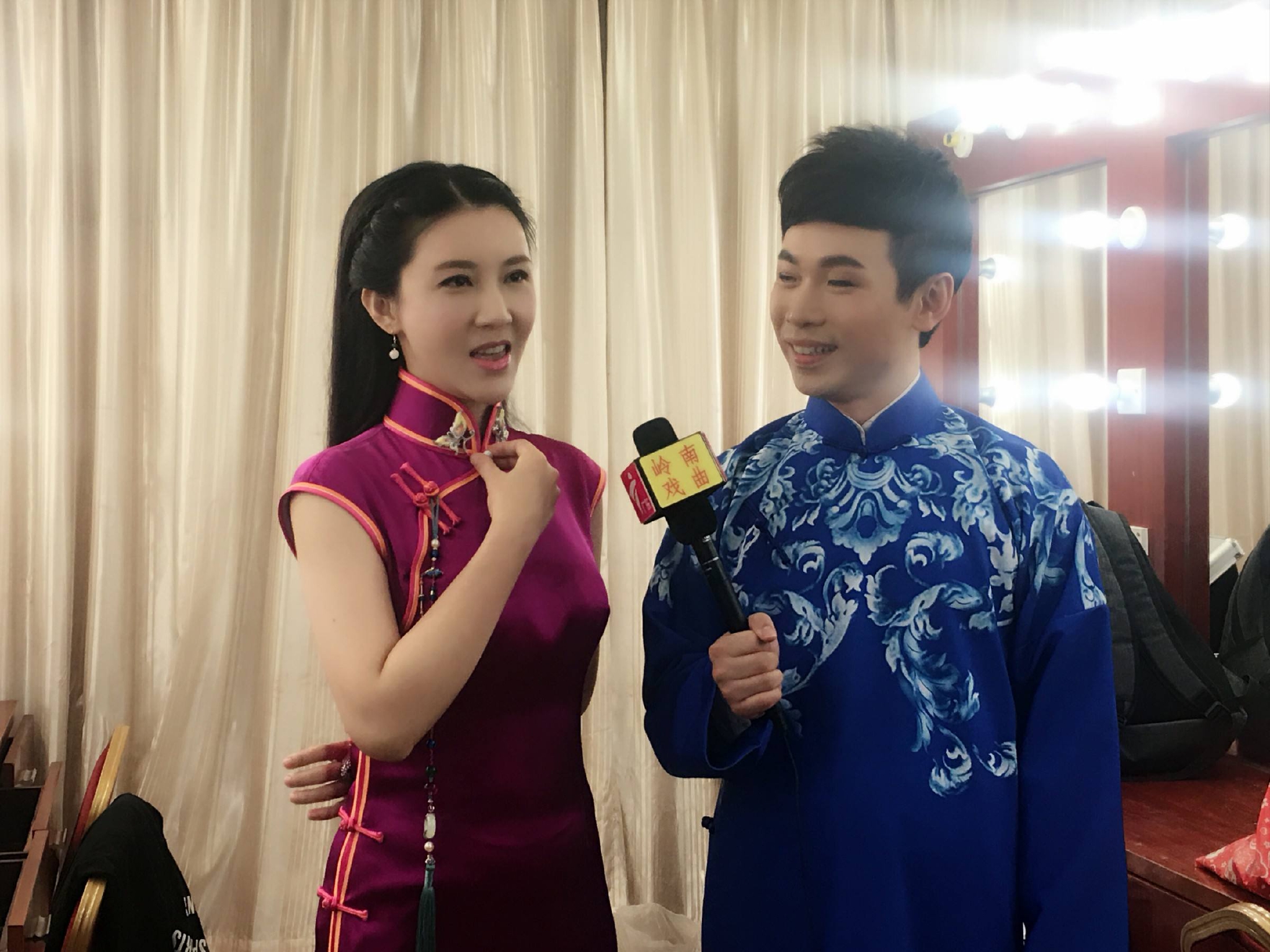 《外来媳妇本地郎》44岁湛江美女伍燕,身份不简单,已嫁富商生子__财经