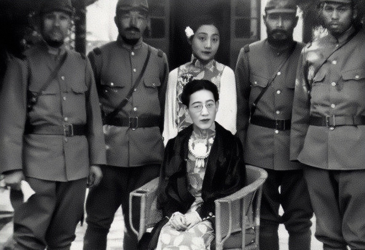 到了1948年秋天的时候,大哥也离开了.