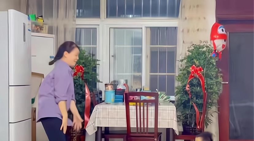 许敏开始反网暴第一批杜粉陆续收到通知清秋首当其冲