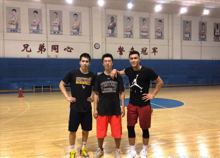 郭凯伦|郭艾伦|cba_新浪新闻