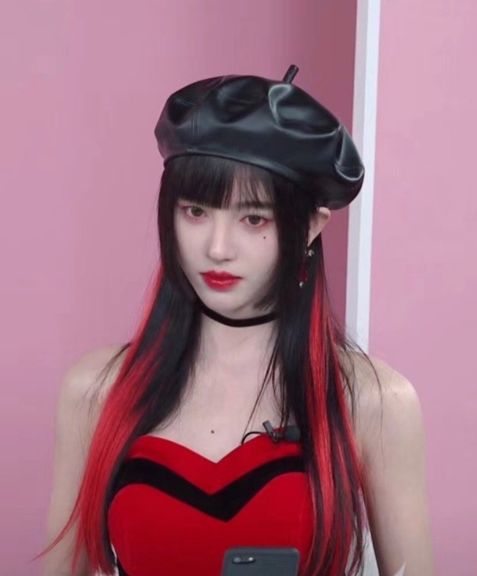 鞠婧祎最适合的还是爱豆妆造吧,太美了|鞠婧祎_新浪新闻