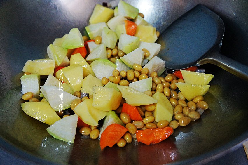 我的轻断食晚餐火了，饱腹又润肠，低卡营养不胖人，越吃越美休闲区蓝鸢梦想 - Www.slyday.coM