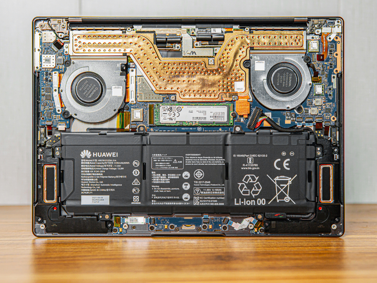 旗舰再进化华为matebookxpro2022款评测