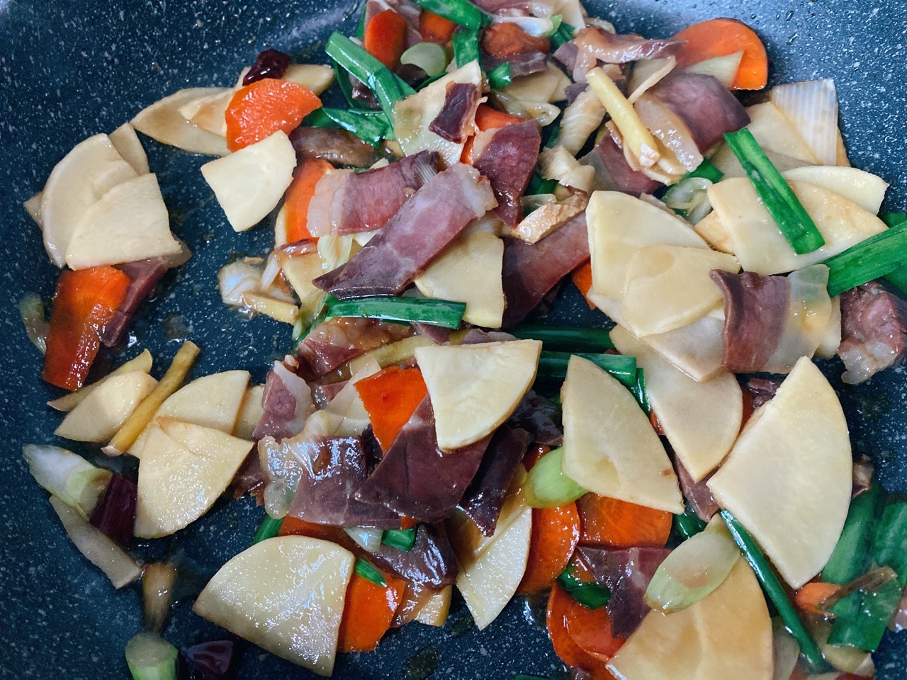 12月抓紧时间吃“冬天第一鲜”,这菜一上桌就被抢光,要常吃休闲区蓝鸢梦想 - Www.slyday.coM 12月抓紧时间吃“冬天第一鲜”,这菜一上桌就被抢光,要常吃休闲区蓝鸢梦想 - Www.slyday.coM