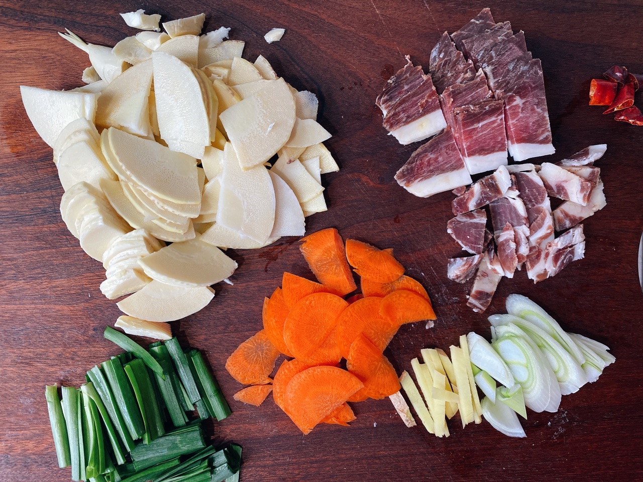 12月抓紧时间吃“冬天第一鲜”,这菜一上桌就被抢光,要常吃休闲区蓝鸢梦想 - Www.slyday.coM 12月抓紧时间吃“冬天第一鲜”,这菜一上桌就被抢光,要常吃休闲区蓝鸢梦想 - Www.slyday.coM