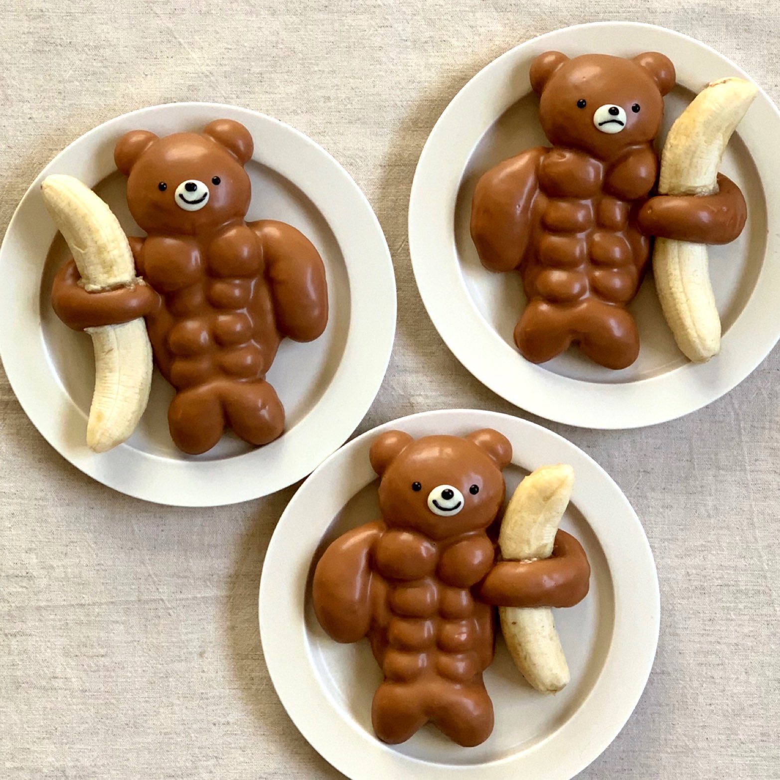 圣诞老人面包和圣诞肌肉熊好可爱twikonelbread