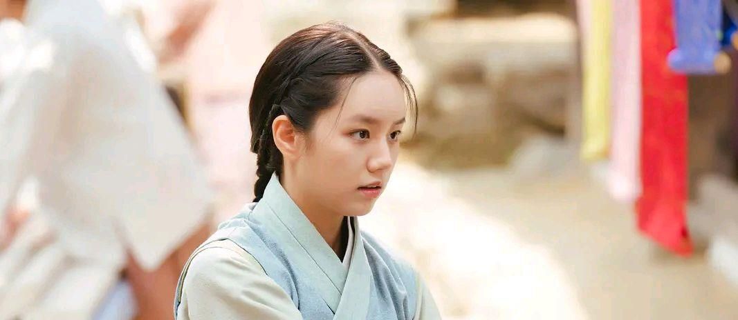 李惠利最新韩剧花开时想月古偶言情很上头