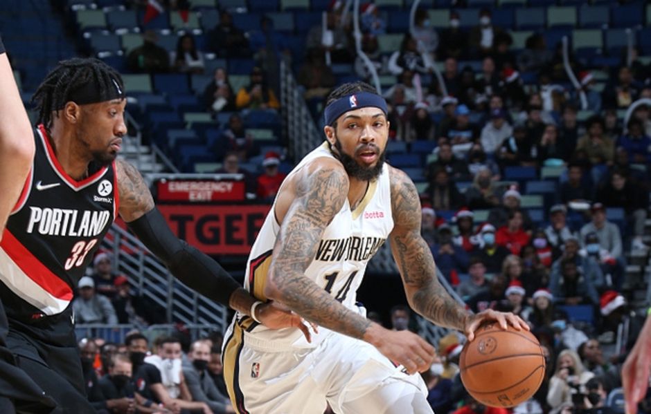 爆冷，联盟鱼腩触底反弹！湖人旧将立大功，利拉德空砍39+7休闲区蓝鸢梦想 - Www.slyday.coM