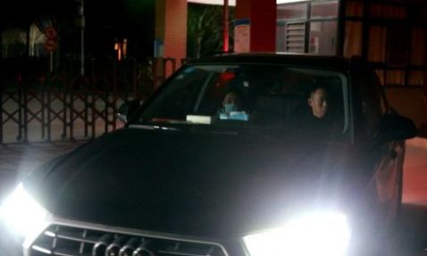 无耻!养父携亲戚到学校拦截孙卓,称14年养育之恩不如一辆奥迪休闲区蓝鸢梦想 - Www.slyday.coM 无耻!养父携亲戚到学校拦截孙卓,称14年养育之恩不如一辆奥迪休闲区蓝鸢梦想 - Www.slyday.coM