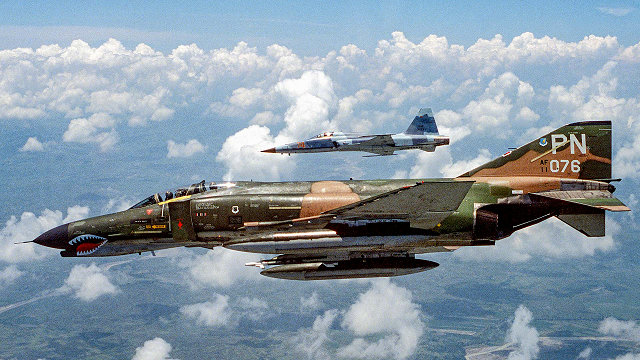 揭露美国空军的「蓝军部队」：开F休闲区蓝鸢梦想 - Www.slyday.coM