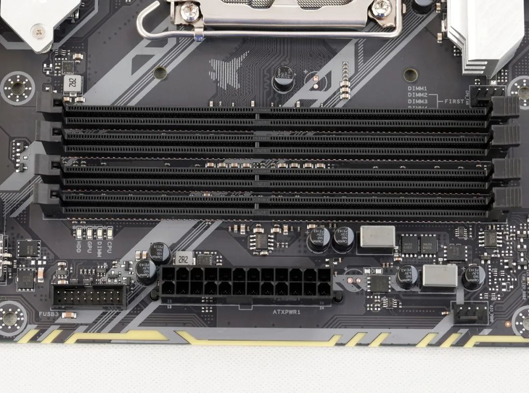 大幅降低成本还能全核心52ghz七彩虹cvnz690gamingprov20主板实战