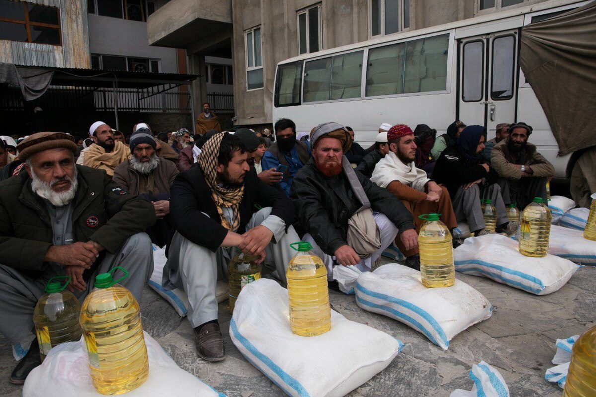 土库曼斯坦的救援物资 图片来源：安纳多卢通讯社