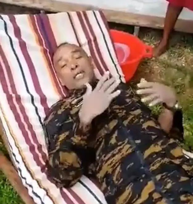 这位部长火了！坠海后游12小时上岸，贝爷和他比弱爆休闲区蓝鸢梦想 - Www.slyday.coM