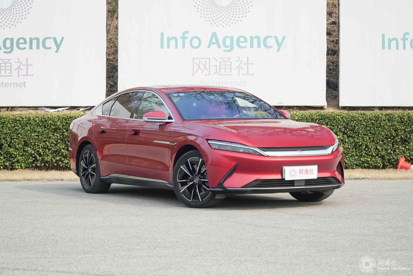 产量/销量同步上涨 第15万台比亚迪汉下线