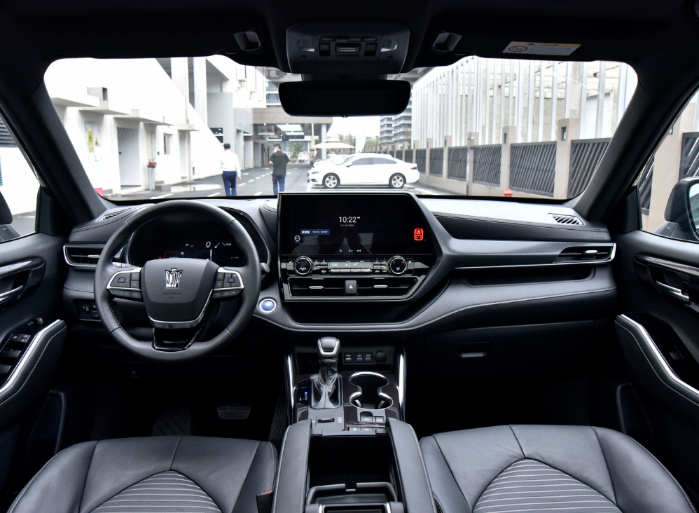 圣诞节款 大空间座驾选这3款不会错