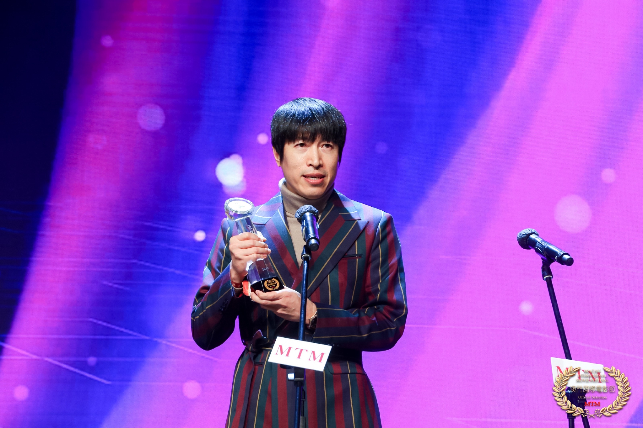 《秀水泱泱》载初心李克龙获澳门国际电影节最佳新锐导演|李克龙|秀水