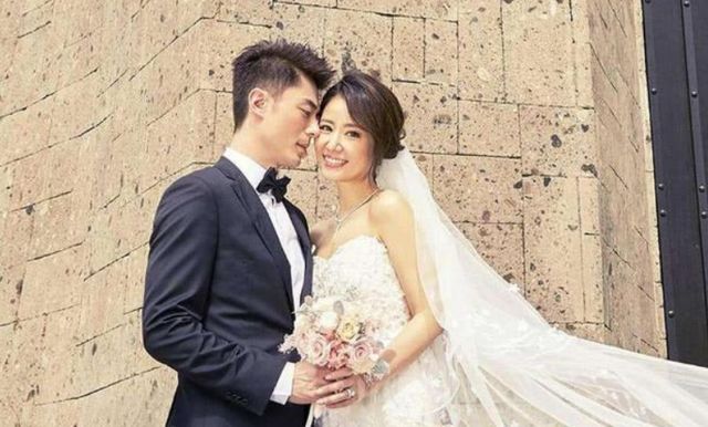 林心如霍建华外出聚餐破婚变传闻,“还珠三姐妹”只有她全身而退休闲区蓝鸢梦想 - Www.slyday.coM