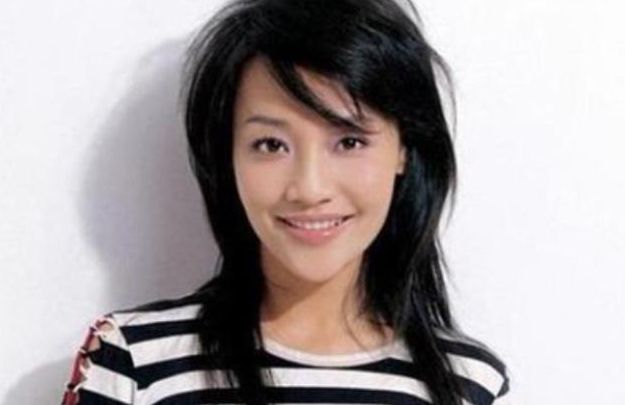 著名影星因接电话去世年仅29岁,闺蜜姚晨葬礼上痛哭晕倒休闲区蓝鸢梦想 - Www.slyday.coM