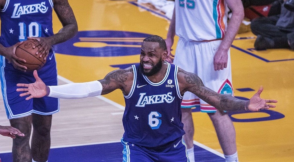 今日最佳MVP只能是库里，詹姆斯、沃克全都得靠边站休闲区蓝鸢梦想 - Www.slyday.coM