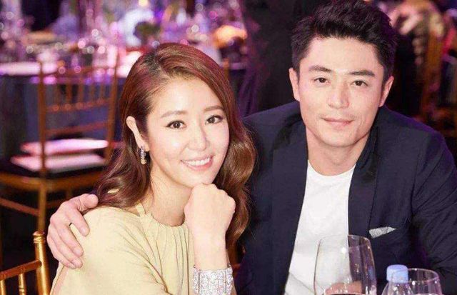 林心如霍建华外出聚餐破婚变传闻,“还珠三姐妹”只有她全身而退休闲区蓝鸢梦想 - Www.slyday.coM