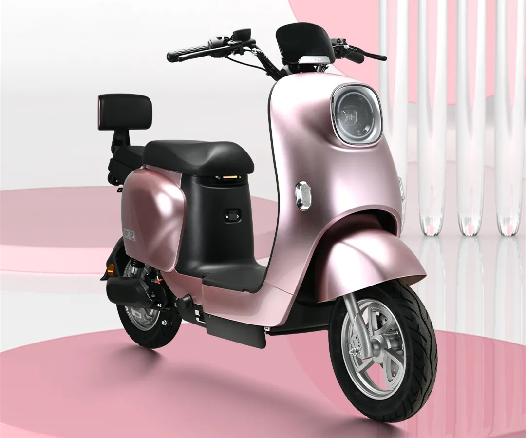 立马推出新电动车乐娇最大可配48v24ah锂电池续航100公里