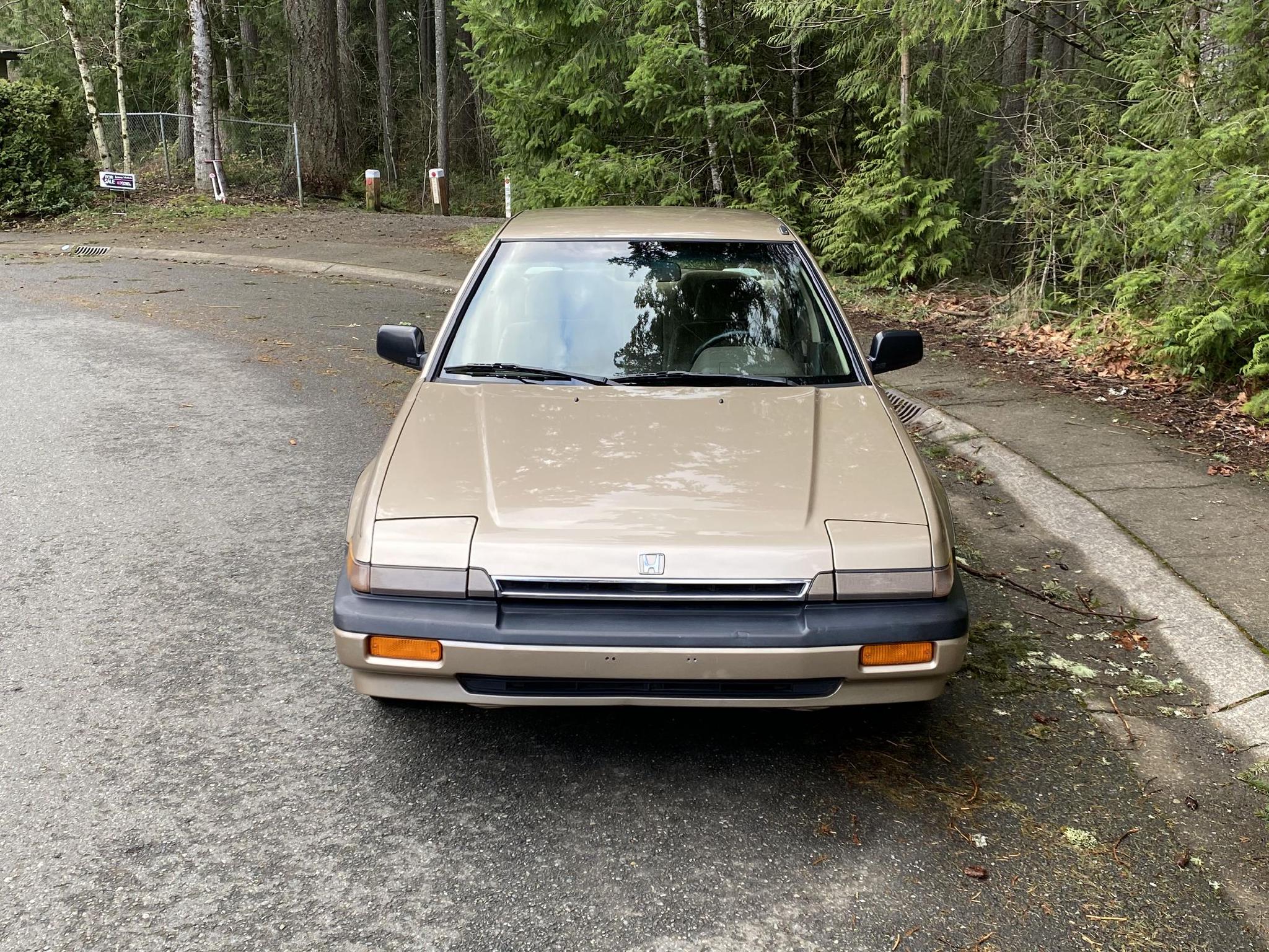 本田第一款使用四轮双叉臂悬挂的车型第三代雅阁