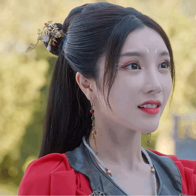 狐系女友惹不起讲述的是苏小离与顾天之间跨越千年的爱情故事