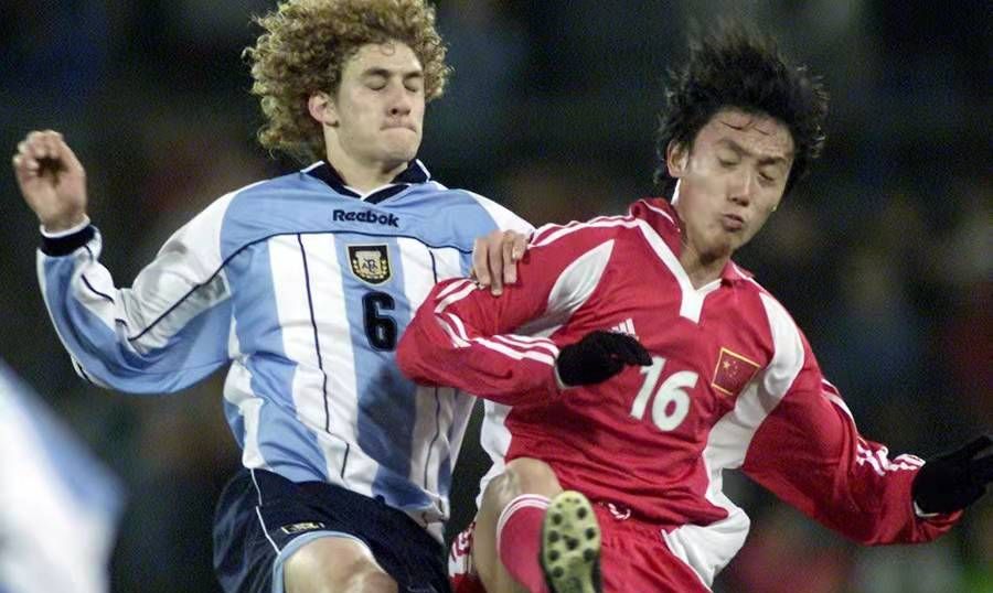 世青赛一战成名,21岁征战世界杯,超白金一代之追风少年曲波__财经头条