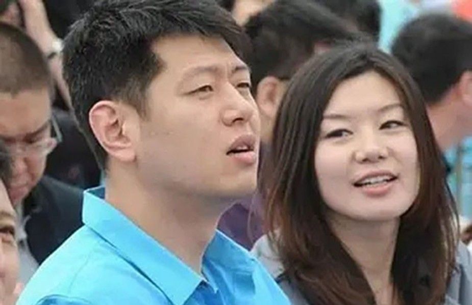 八一女篮王凡病逝,莫科一夜白头,教练牵线:2年后再婚生2娃休闲区蓝鸢梦想 - Www.slyday.coM 八一女篮王凡病逝,莫科一夜白头,教练牵线:2年后再婚生2娃休闲区蓝鸢梦想 - Www.slyday.coM