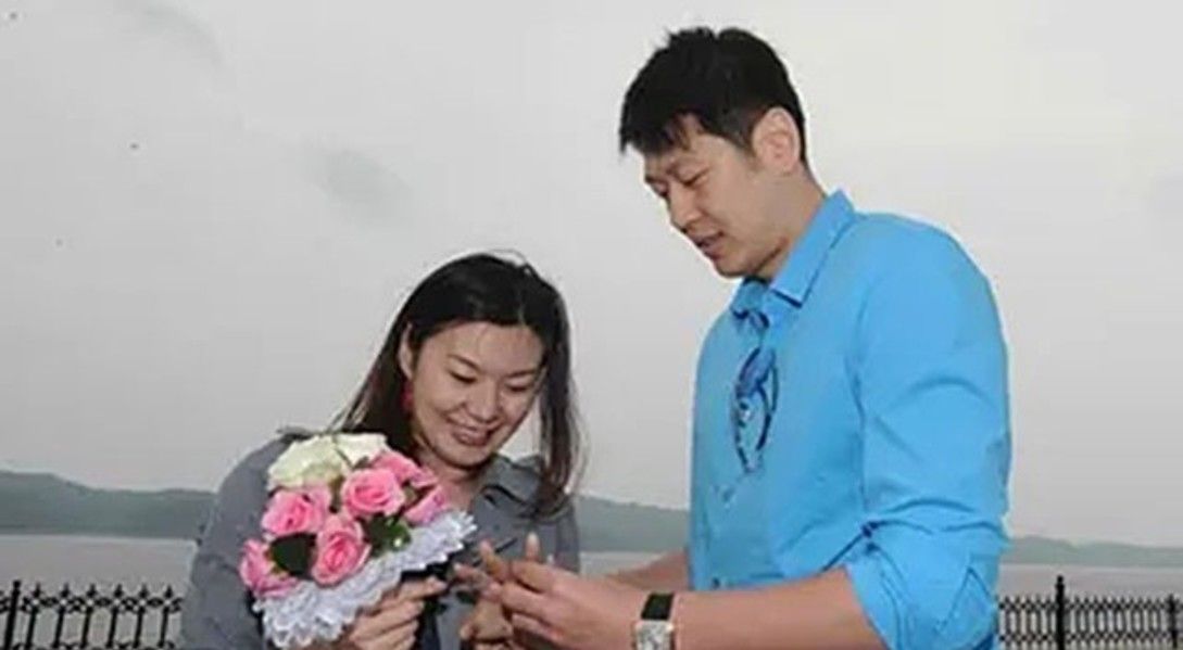 八一女篮王凡病逝,莫科一夜白头,教练牵线:2年后再婚生2娃休闲区蓝鸢梦想 - Www.slyday.coM 八一女篮王凡病逝,莫科一夜白头,教练牵线:2年后再婚生2娃休闲区蓝鸢梦想 - Www.slyday.coM