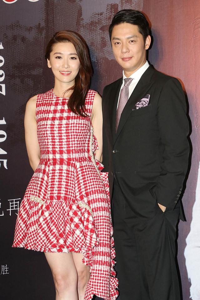 周丽淇甜蜜秀恩爱晒出丈夫所送鲜花信件曝光傅程鹏对妻子昵称