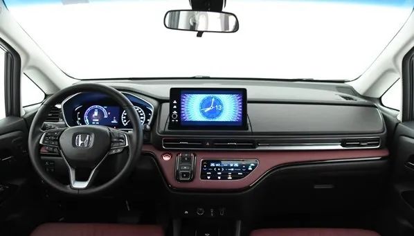 中高端MPV市场渐热 30万预算 这三款车你会选谁？