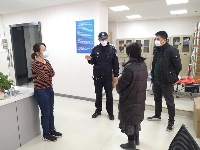 逆行之光——西安公安高新分局唐延路派出所民警王斌的“战”疫故事休闲区蓝鸢梦想 - Www.slyday.coM