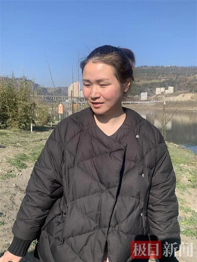 把1岁娃交给陌生人后跳河救人，这位湖北妈妈被赞“女侠”休闲区蓝鸢梦想 - Www.slyday.coM