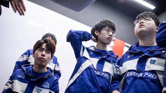 KPL秋季总决赛：TTH训练赛很强势，Gemini却预测eStar夺冠休闲区蓝鸢梦想 - Www.slyday.coM