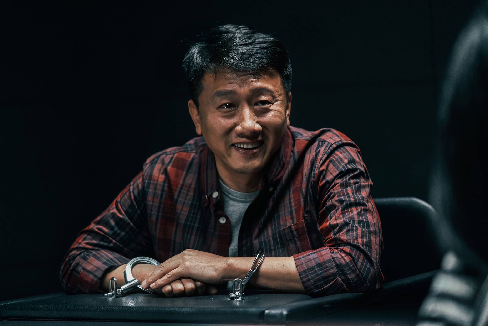 房子斌对手饰间谍角色情绪转变复杂堪称教科书级表演